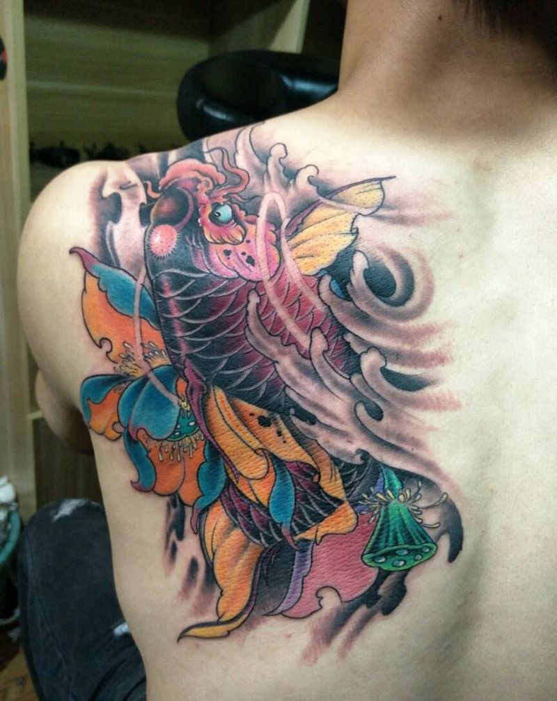 彩色鲤鱼作品，最近再学习擒拿，纹身图片