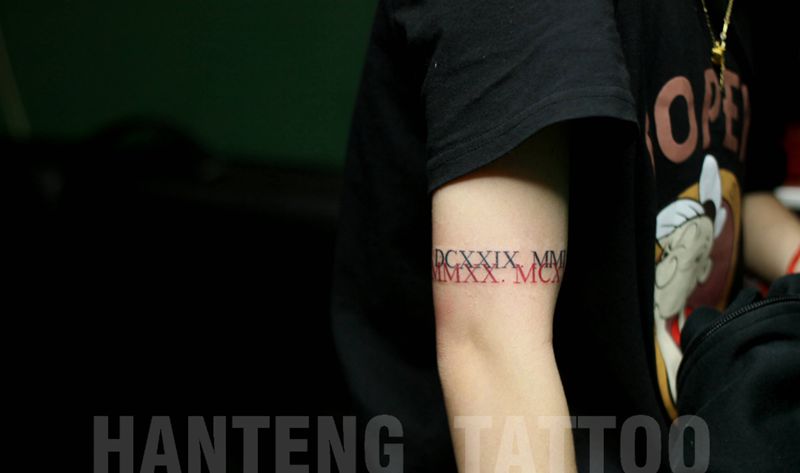 罗马数字纹身图片_手臂几何图腾纹身图案