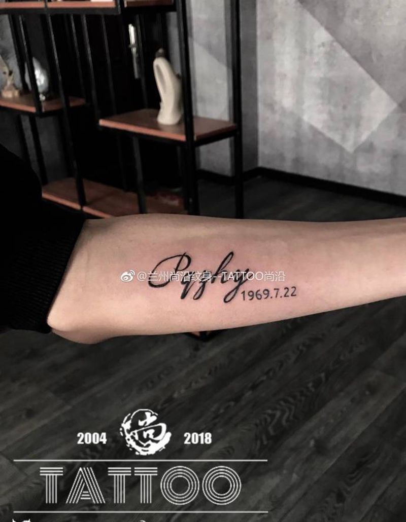字母纹身图片