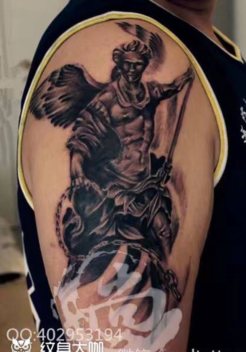 雕像纹身图片