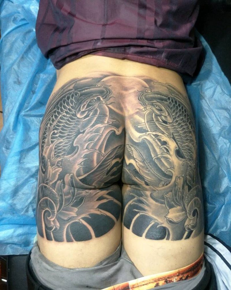 包臀，先到这里，以后再继续调整纹身图片