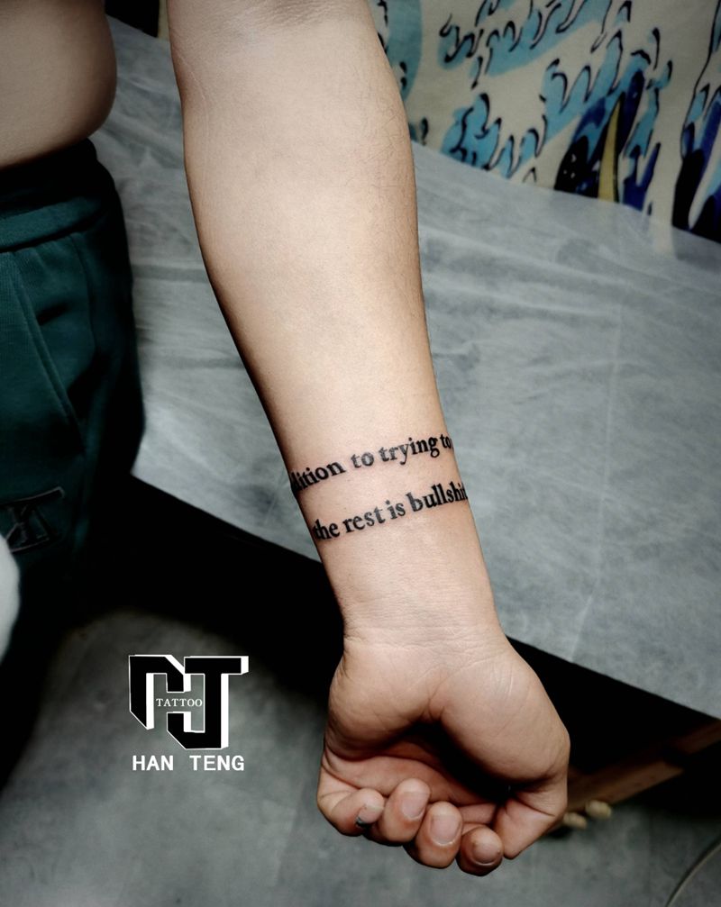 英文字母纹身图片_手臂手部图腾几何臂环纹身图案