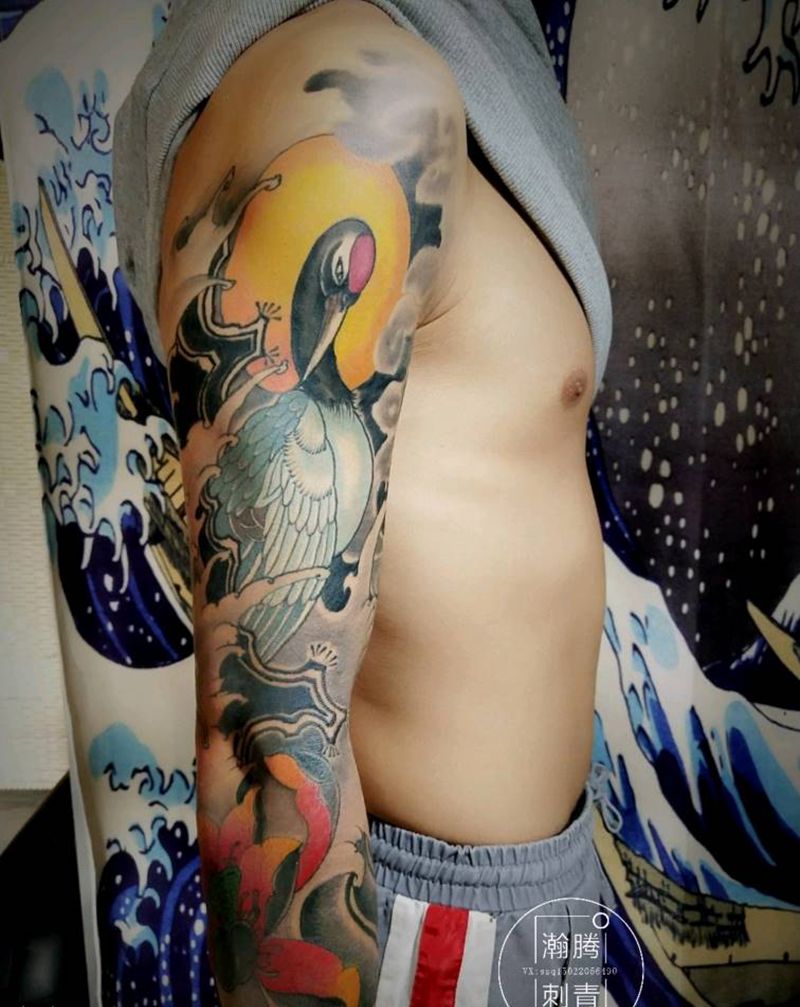 七分袖鹤纹身图片_手臂新传统七分袖七分臂纹身图案