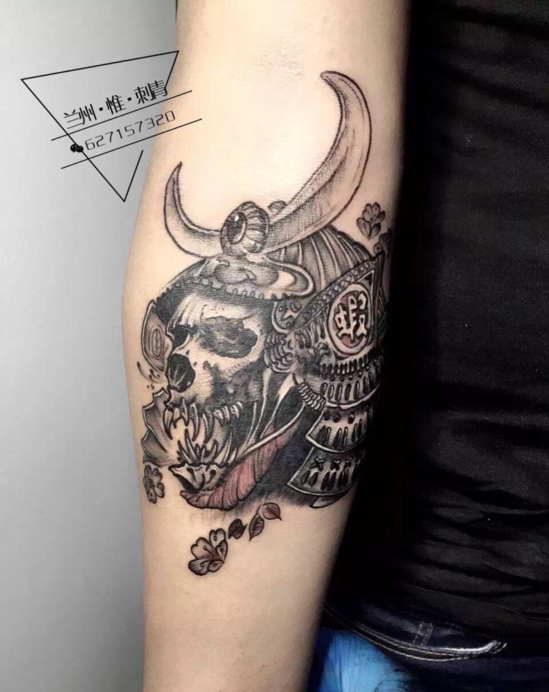 鬼武士纹身图片