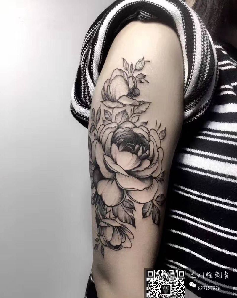 花纹身图片_成品手臂欧美植物纹身图案
