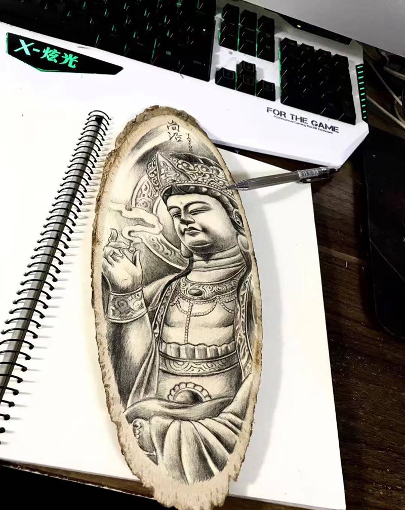 原木佛纹身图片
