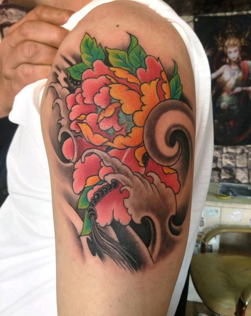 看大叔的眼神纹身图片