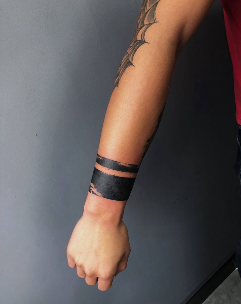 臂环纹身图片
