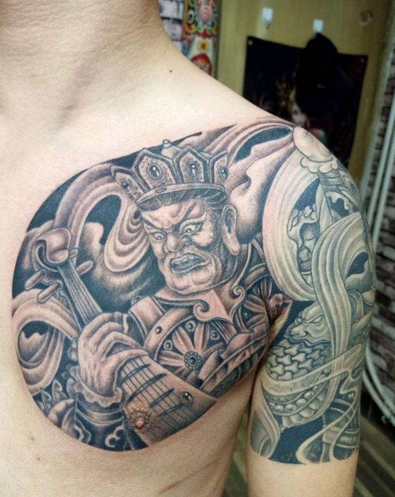 天王半甲纹身图片_胸部手臂纹身图案