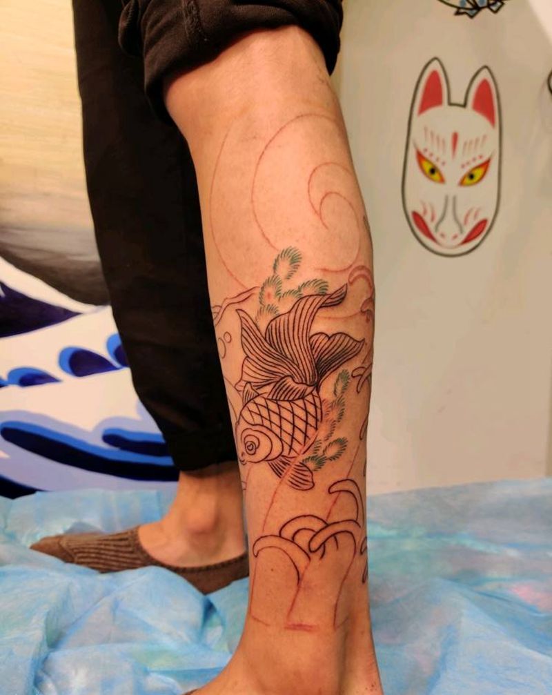 包小腿～鱼纹身图片_腿部老传统纹身图案