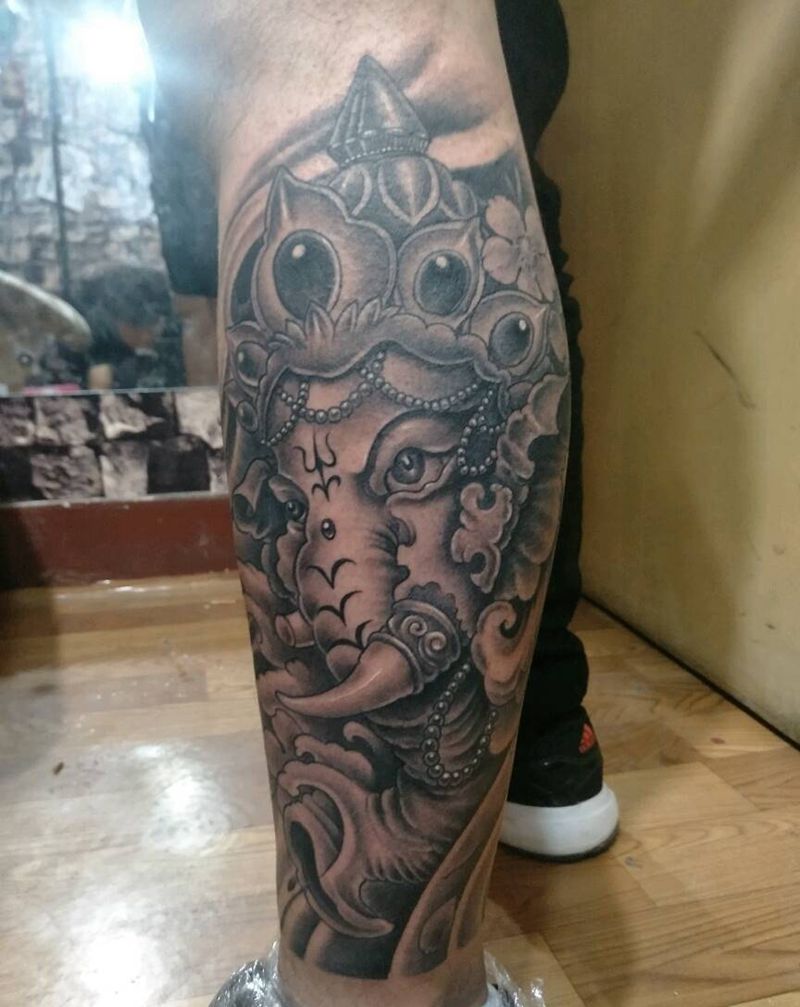 小腿象神完工，纹身图片