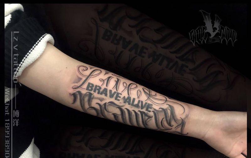 小臂字母添加纹身图片