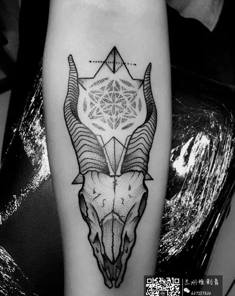 羊纹身图片_成品手臂欧美动物纹身图案