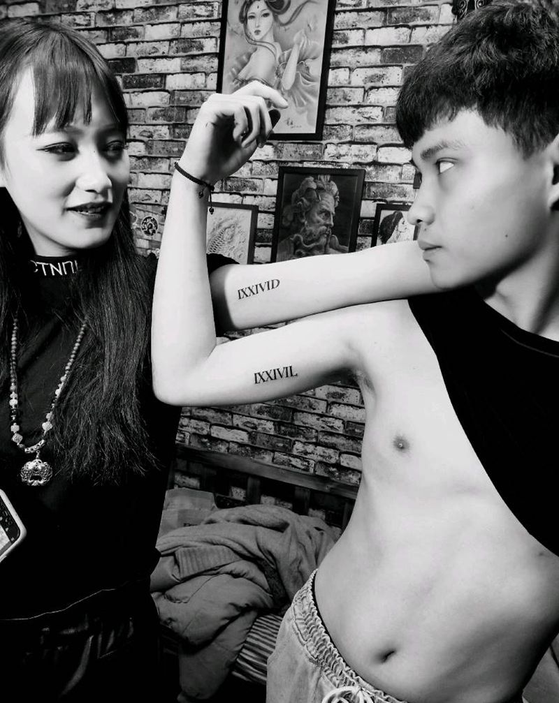 一对小情侣纹身图片_英文纹身图案