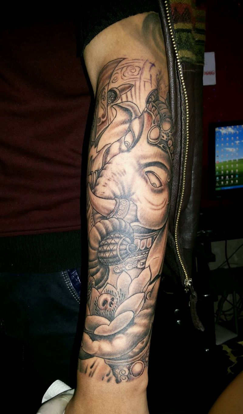 象神。。纹身图片