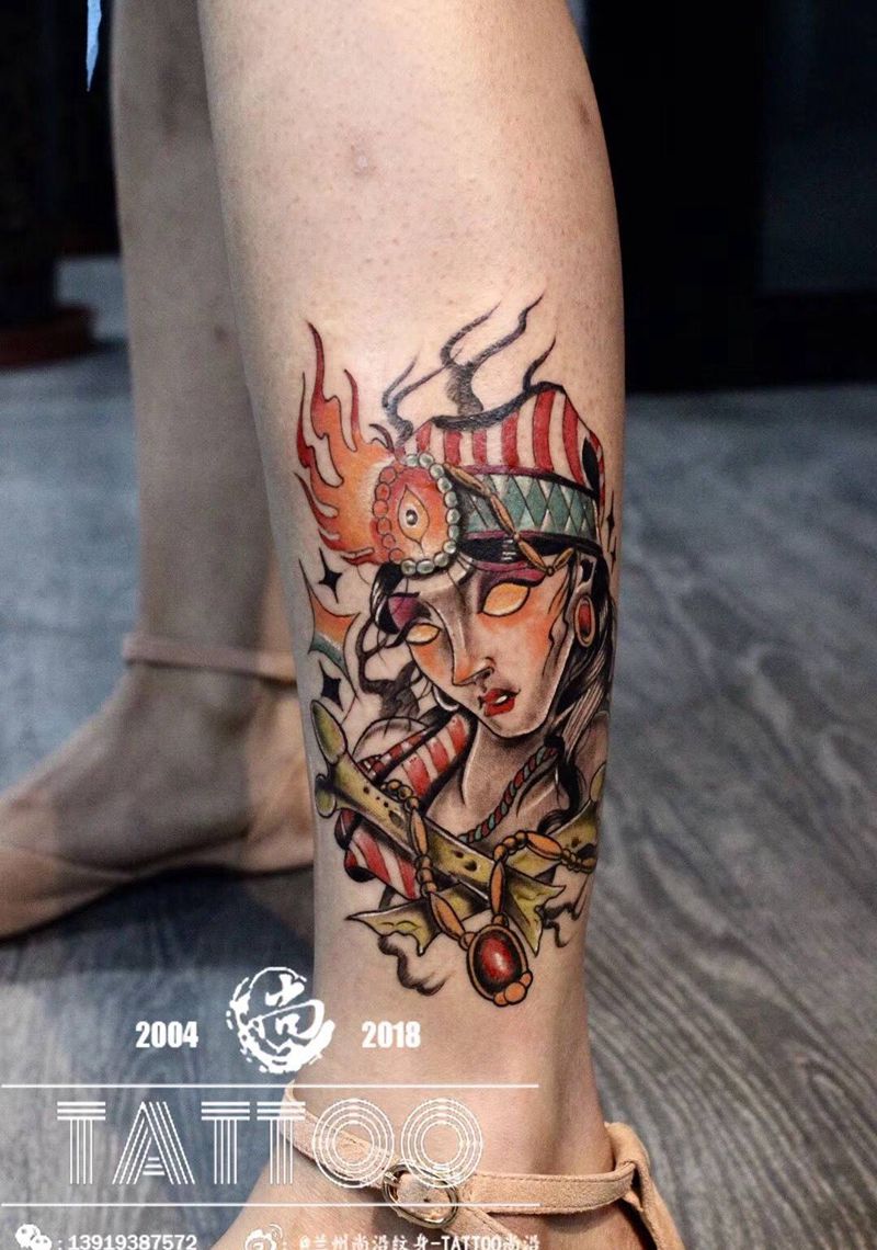 School纹身图片_腿部New School纹身图案