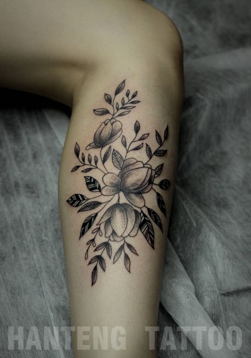 素花纹身图片_腿部点刺纹身图案