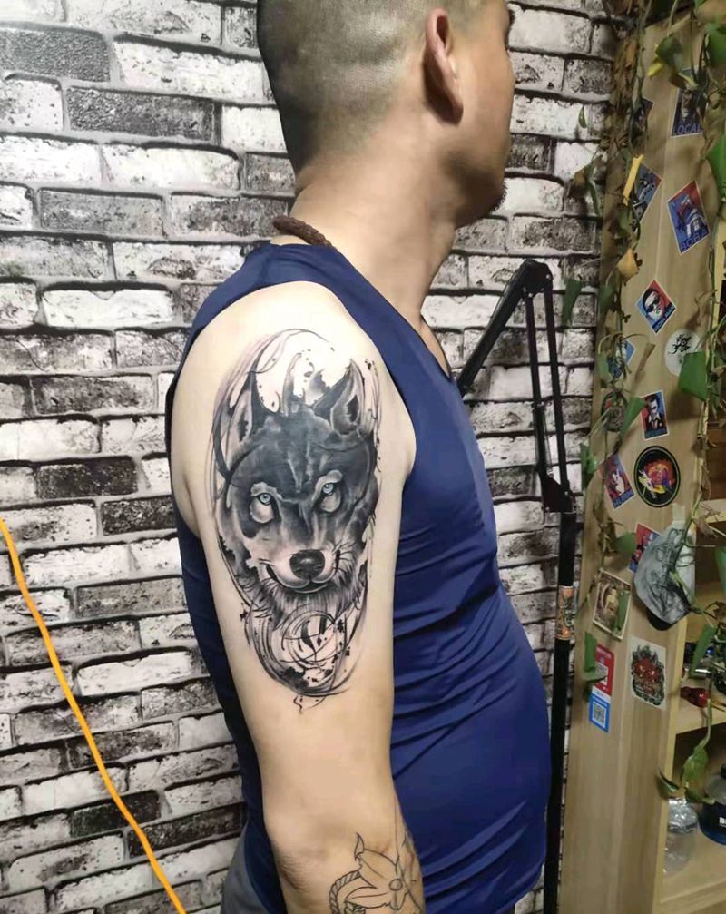 狼头遮盖纹身图片_手臂纹身图案