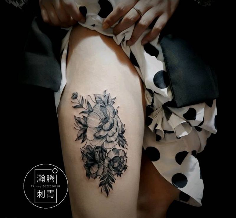 素花纹身图片_腿部点刺几何素花纹身图案