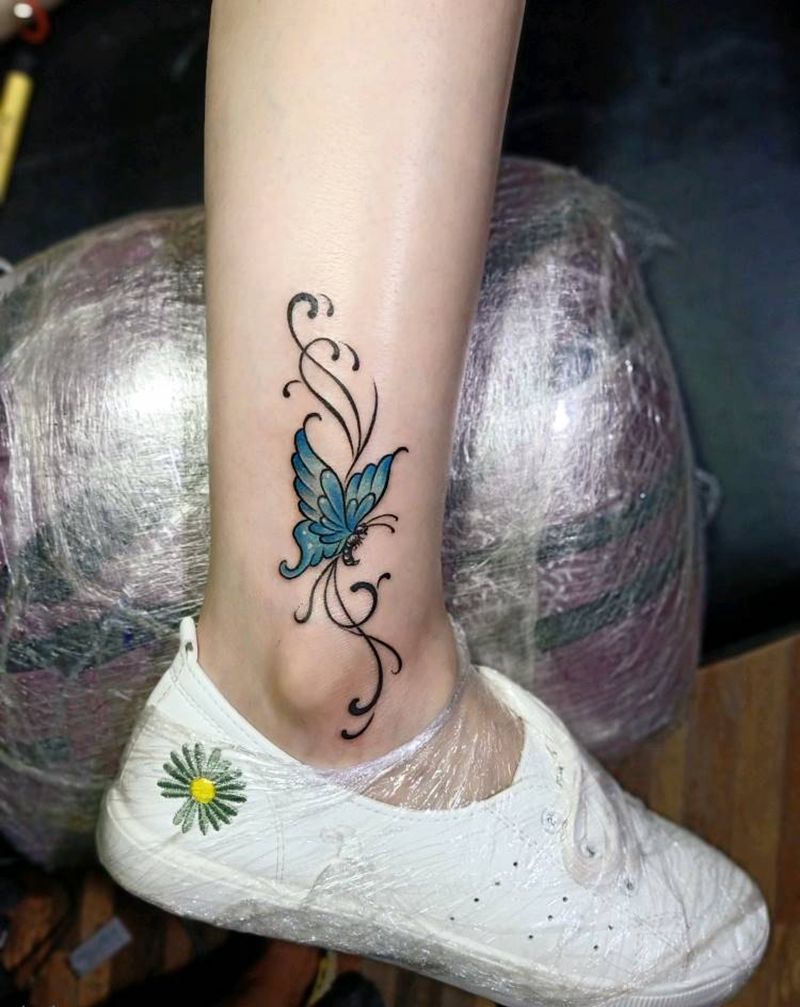 蝴蝶纹身图片_脚部纹身图案