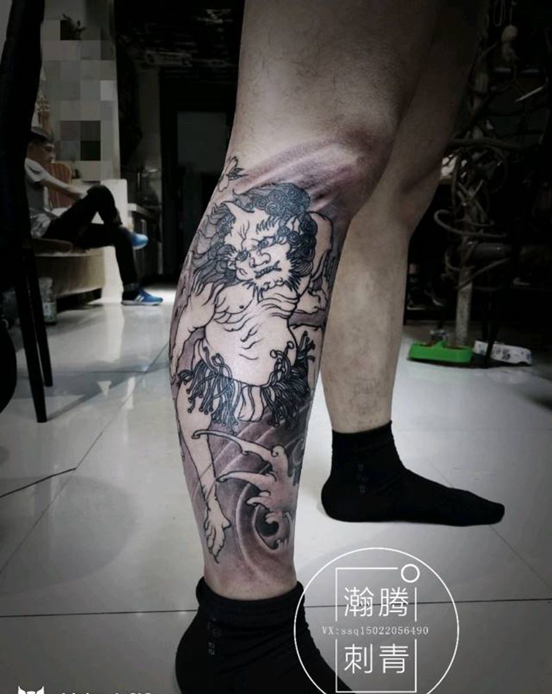 包小腿未完纹身图片_腿部新传统纹身图案