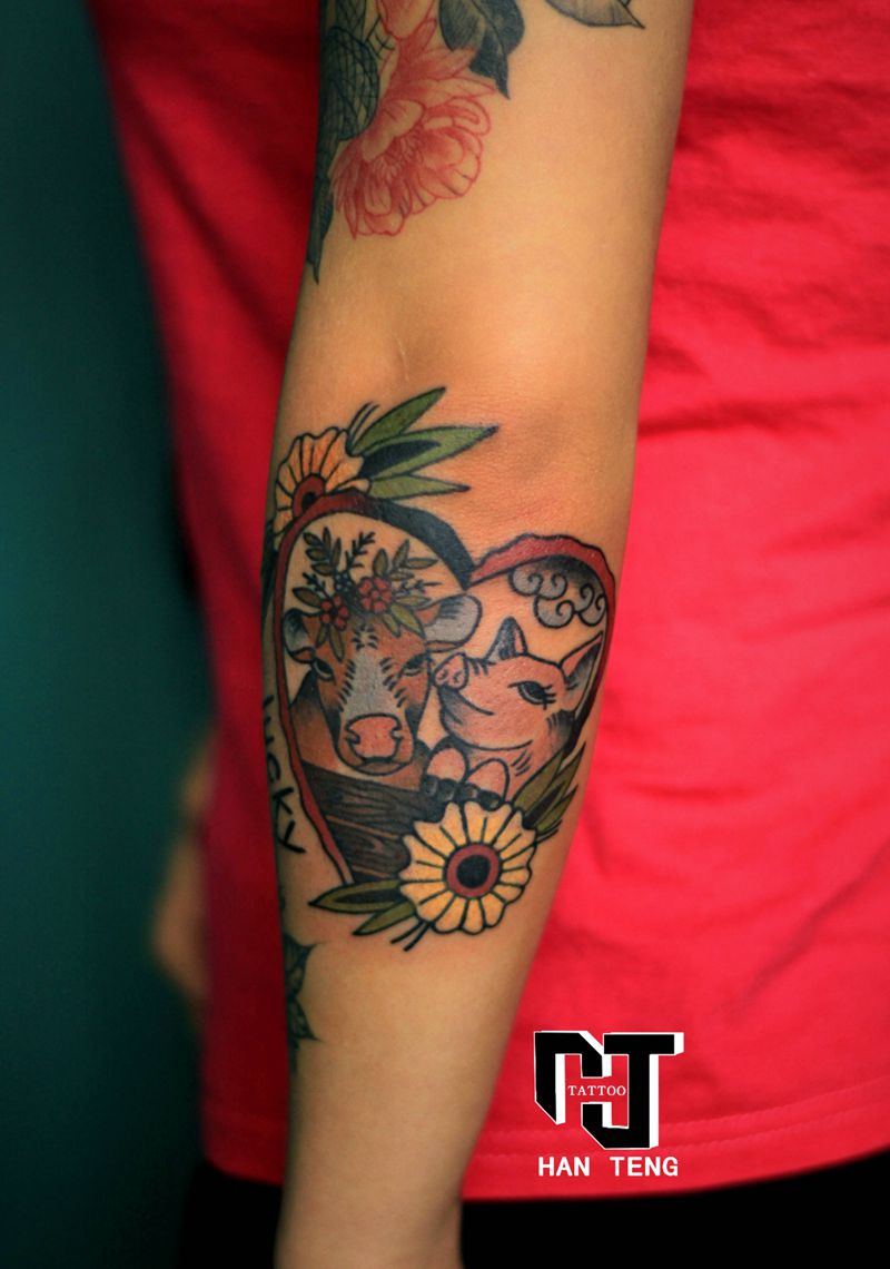 school猪和牛纹身图片_手臂Old School猪牛纹身图案