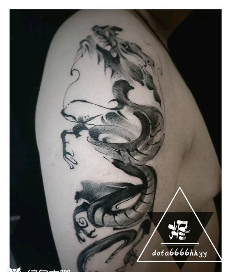 龙纹身图片