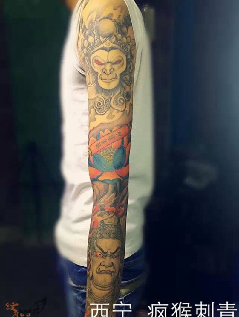 传统花臂纹身图片_传统肖像人物鬼神宗教原创肩部手臂纹身图案