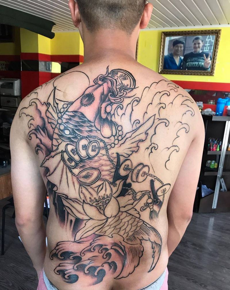 满背鱼 未完成纹身图片