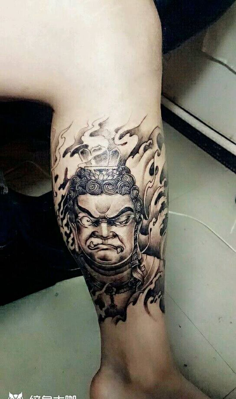 不动冥王纹身图片