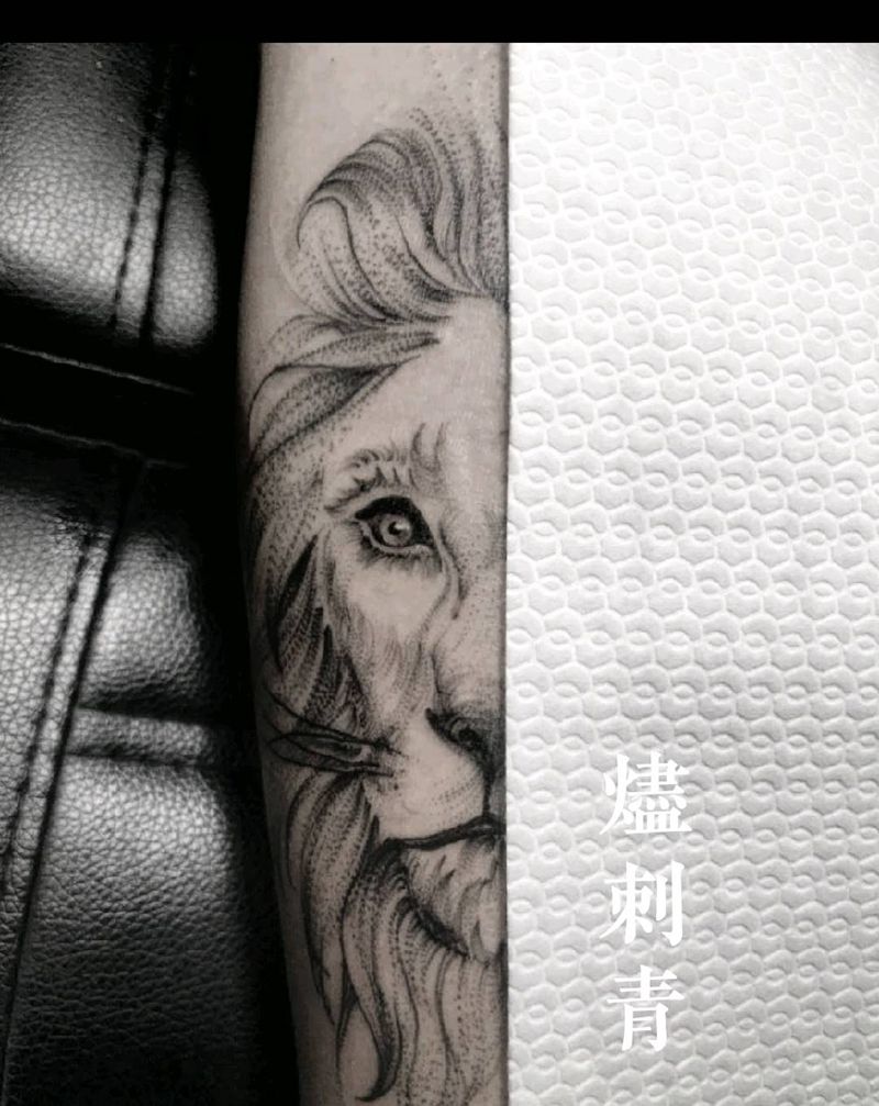 狮纹身图片
