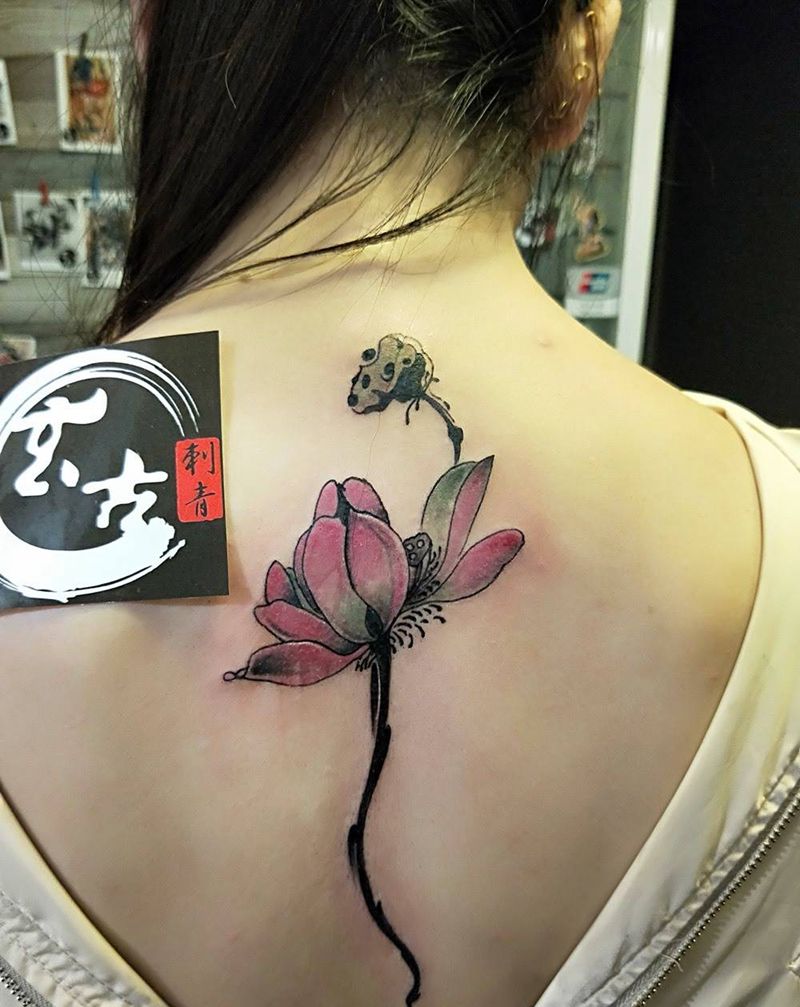 后背莲花，纹身图片