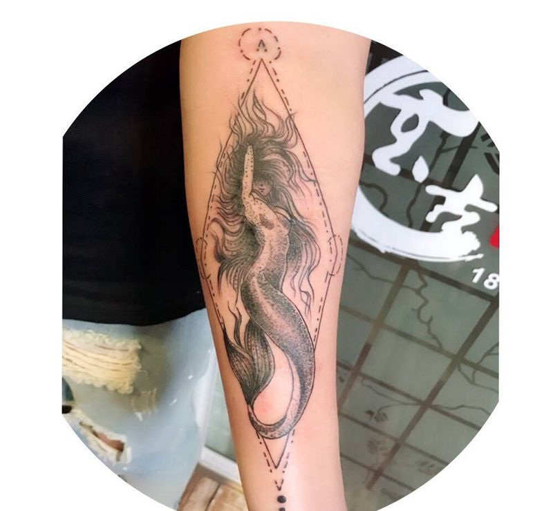 美人鱼纹身图片