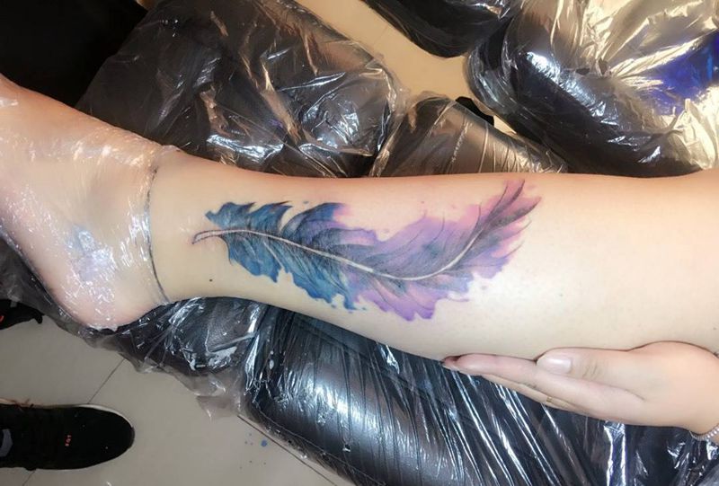 羽毛  遮盖纹身图片