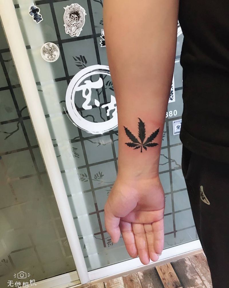 大麻纹身图片