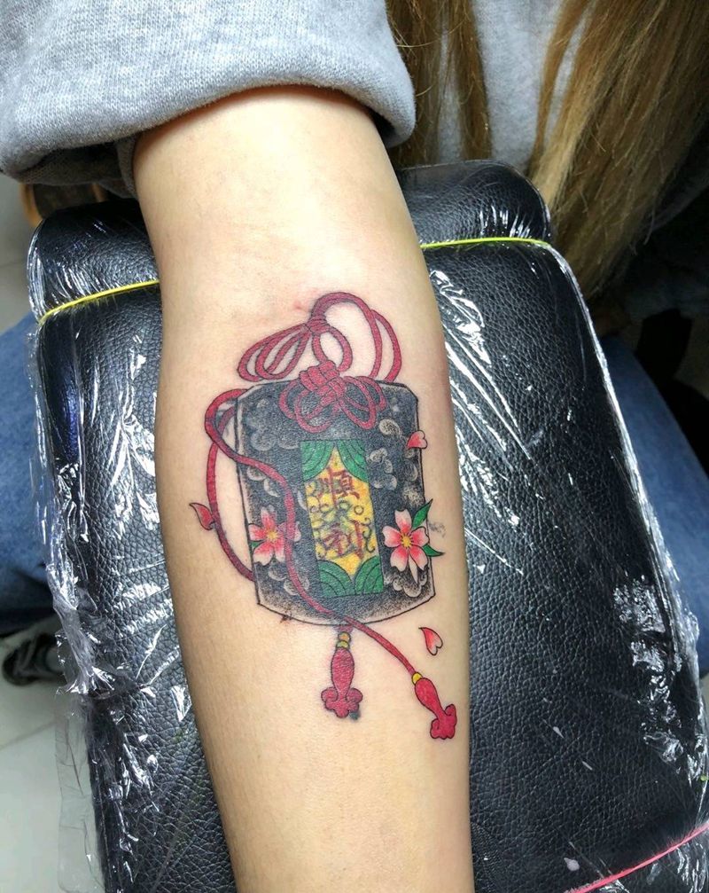 遮盖纹身图片_手部纹身图案