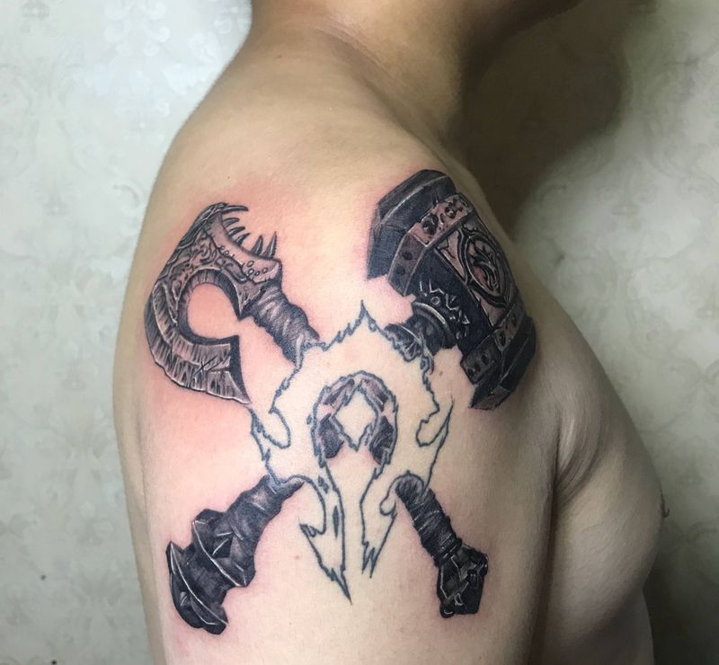 血吼&奥格瑞姆毁灭之锤纹身图片