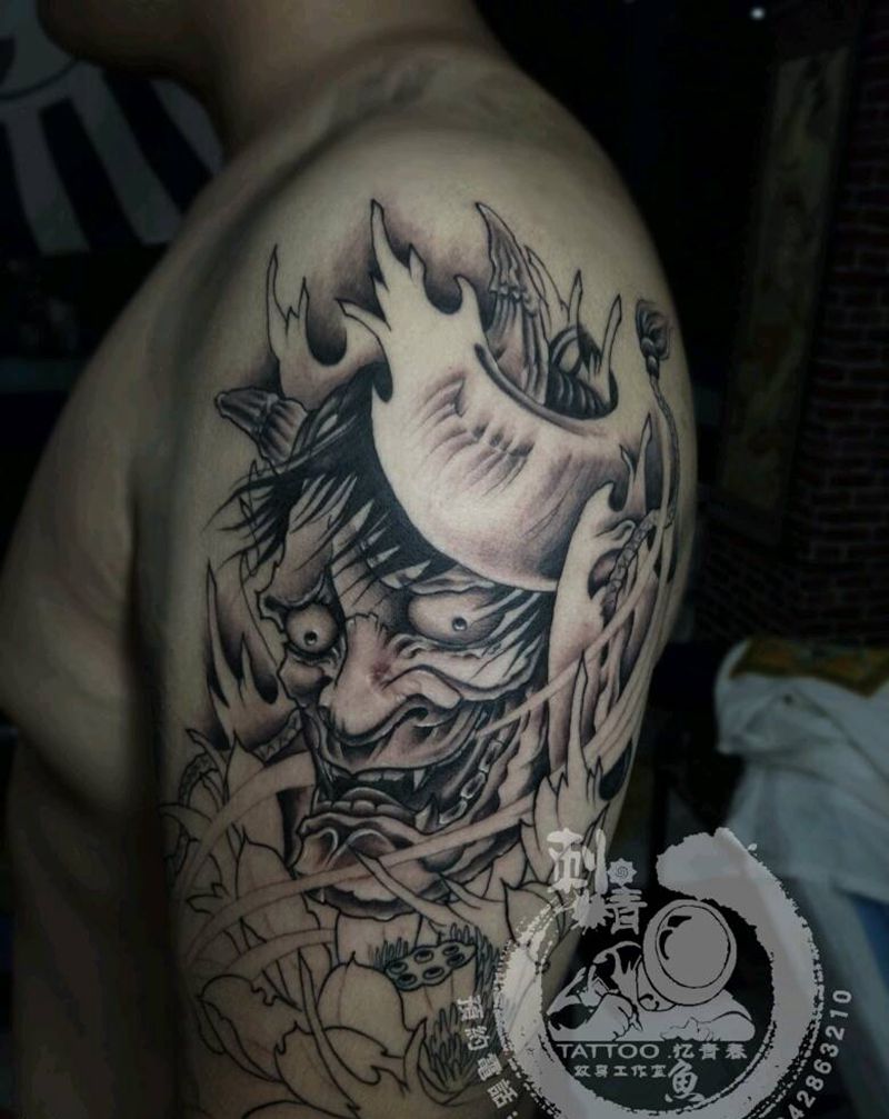 大臂般若未完工纹身图片