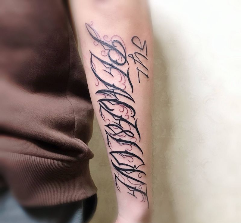 和平与爱纹身图片