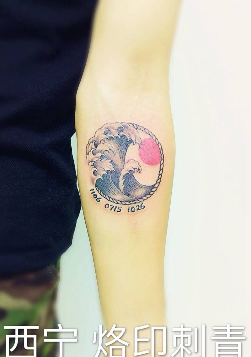 浪纹身图片