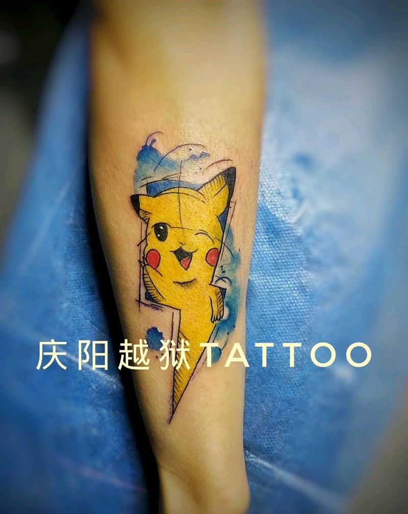皮卡丘纹身图片_手臂纹身图案