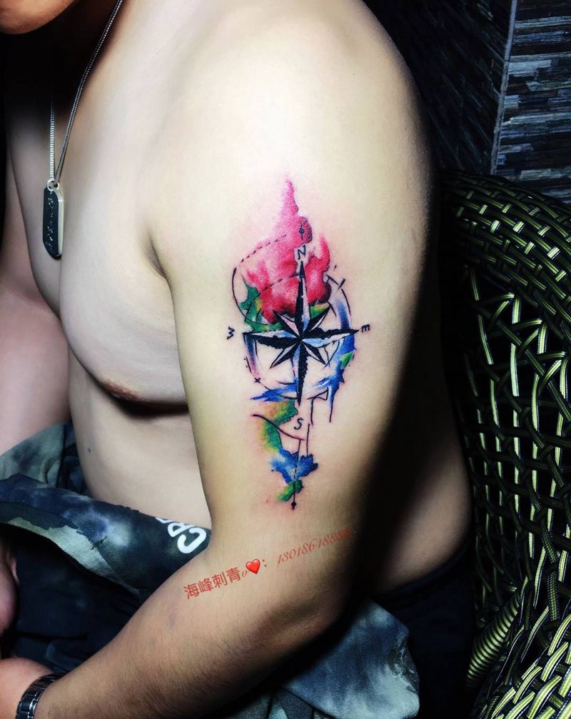 指南针纹身图片