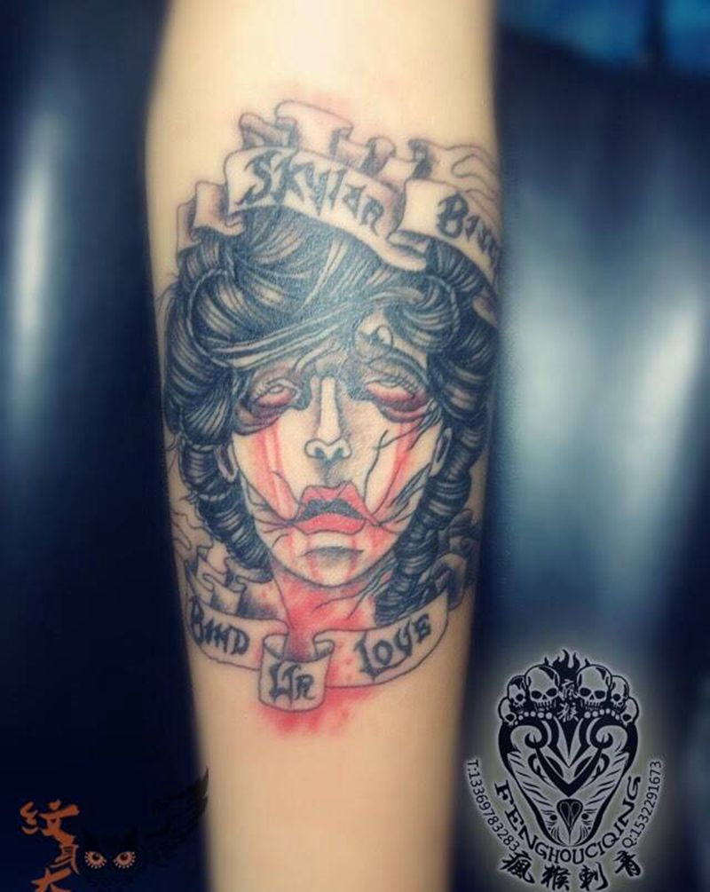 女人纹身图片_欧美人物手臂纹身图案