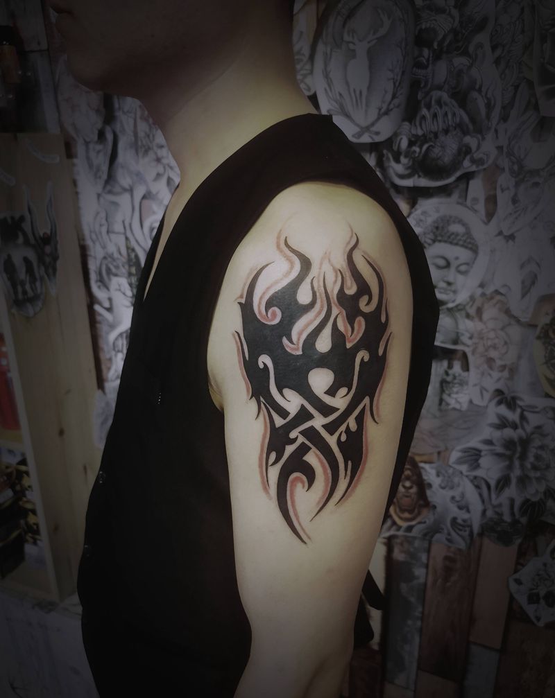 图腾纹身图片_手臂图腾纹身图案