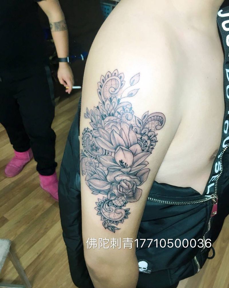 紫罗兰纹身图片_成品手稿手臂清新植物宁夏银川文身 学习学纹身图案