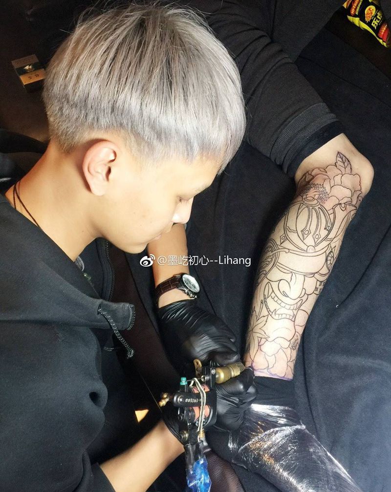 鬼武牡丹纹身图片