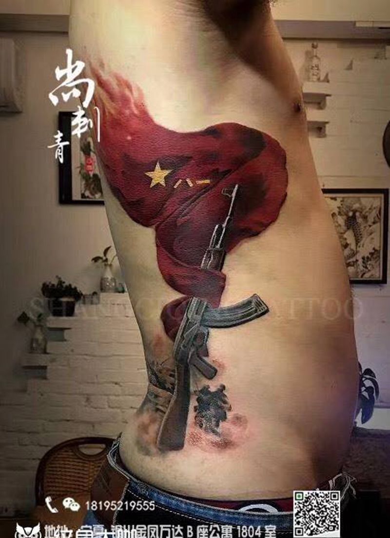 八一杠纹身图片