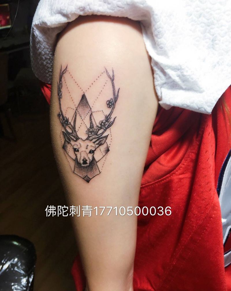 几何鹿纹身图片_成品手臂清新几何动物宁夏银川文身 纹身图案