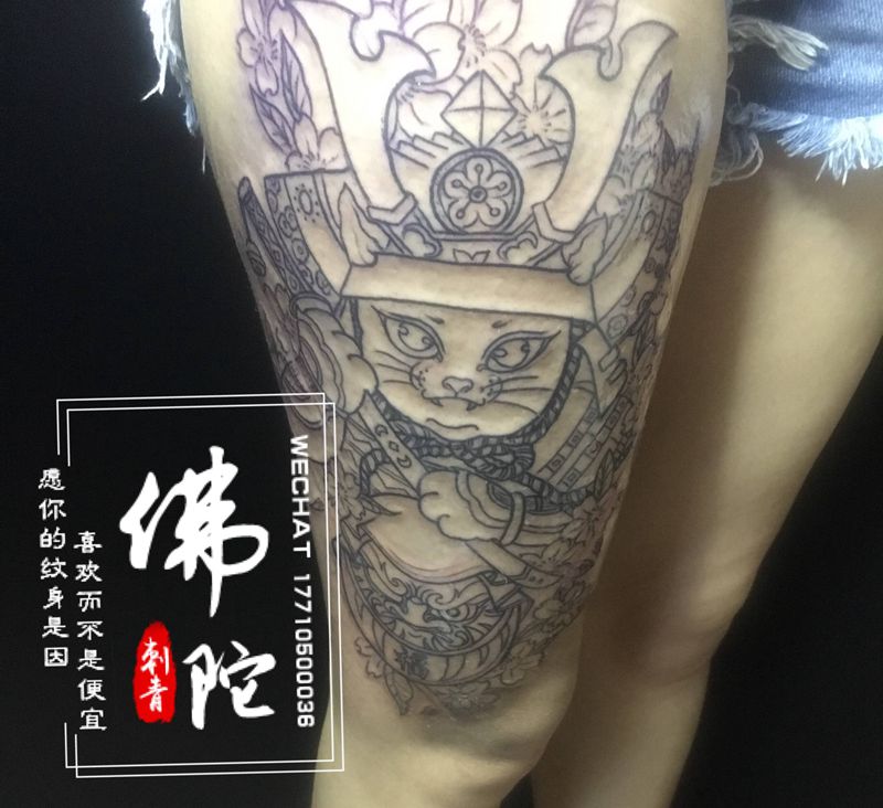 武士猫纹身图片_腿部New School纹身图案