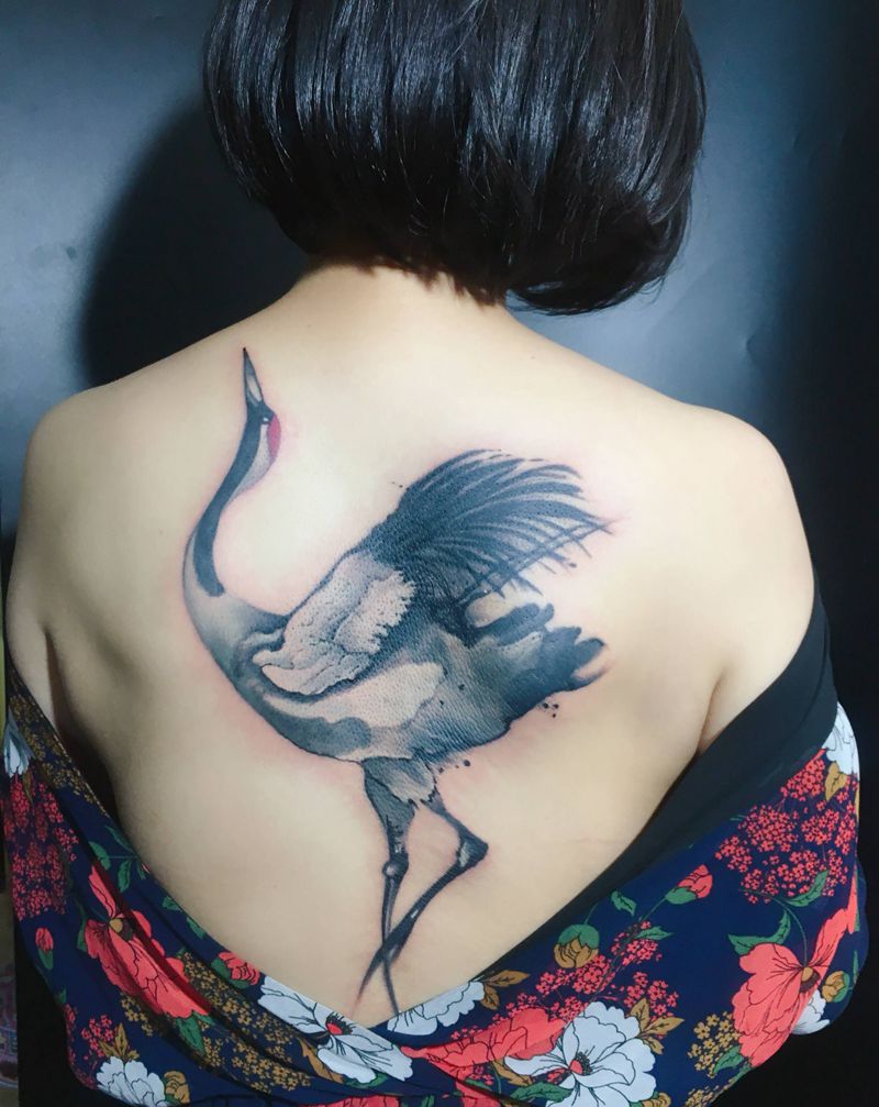仙鹤纹身图片_背部水墨纹身图案